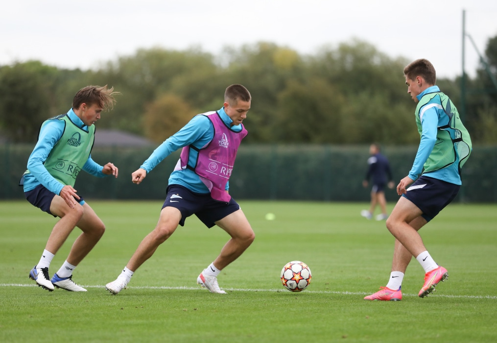 Тренировка «Зенит»-м перед матчем с «Челси»-м