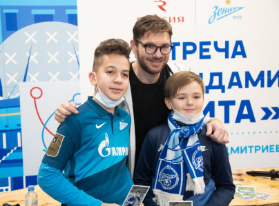 Фан-променад на матче «Зенит» — «Динамо»