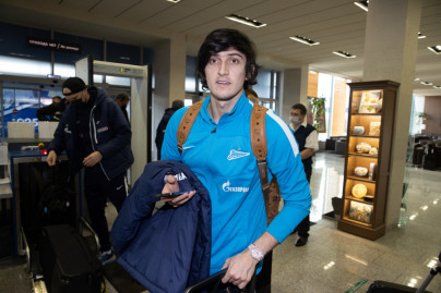 Команда перед вылетом на матч «Урал» — «Зенит»