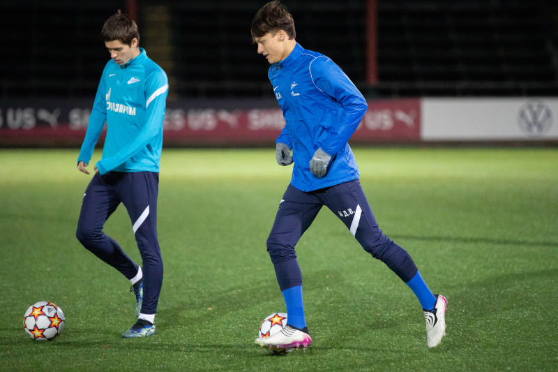 Тренировка молодежного «Зенита» перед матчем с «Мальмё»