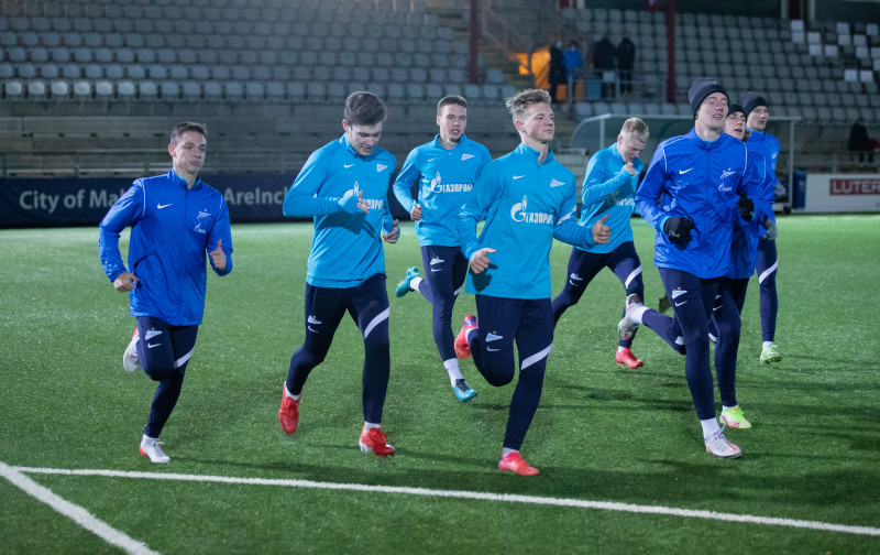 Тренировка молодежного «Зенита» перед матчем с «Мальмё»
