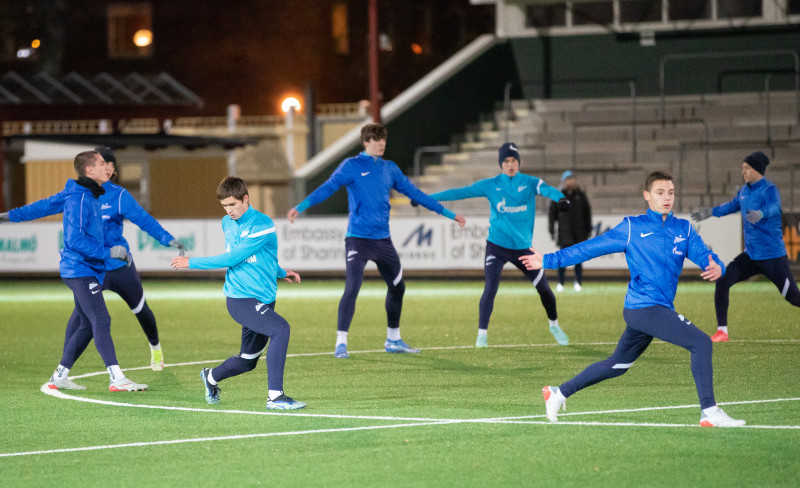 Тренировка молодежного «Зенита» перед матчем с «Мальмё»