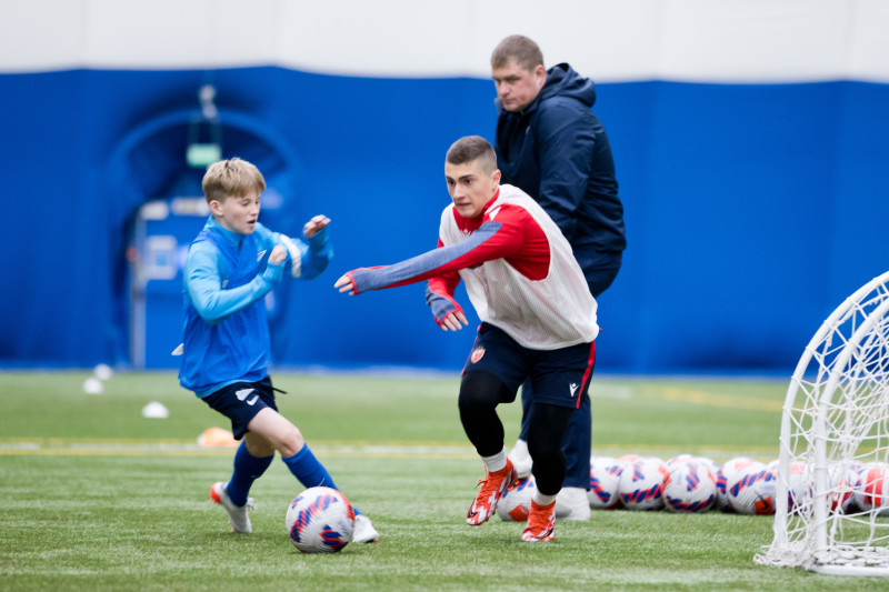 Игроки из Сербии тренируются в Академии