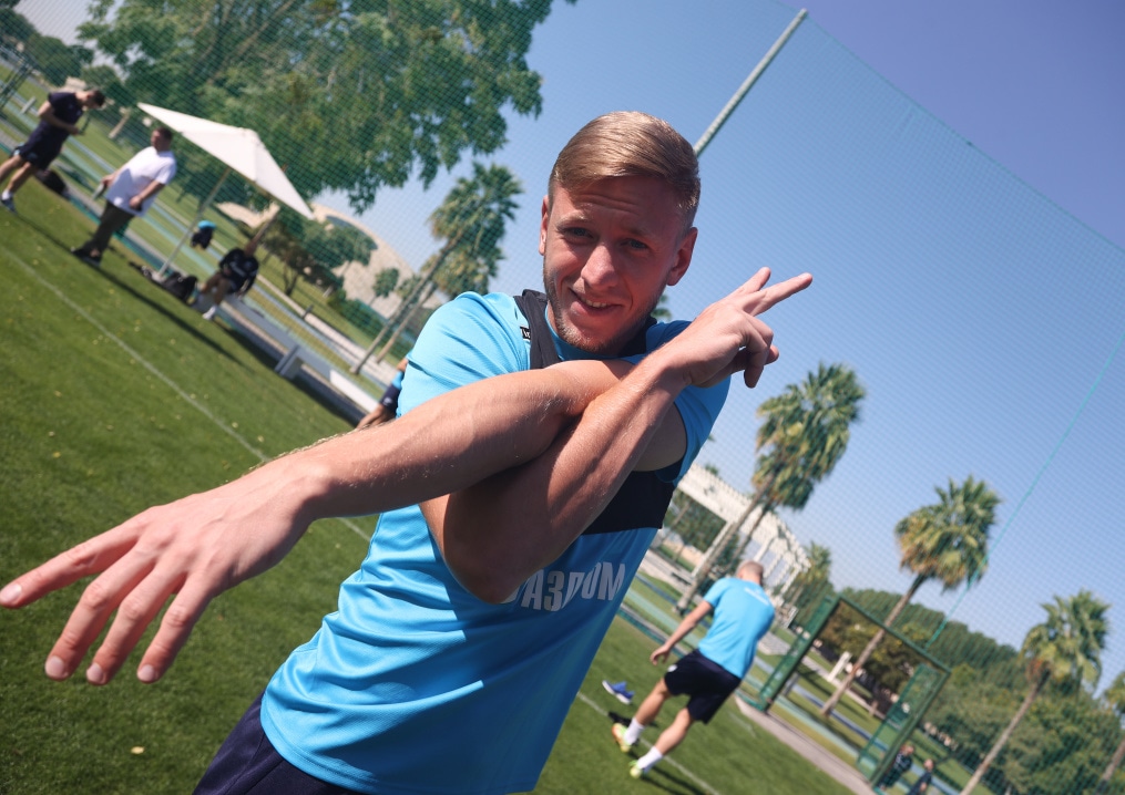 «Газпром»-тренировочные сборы в Дубае: 14 января, утренняя тренировка