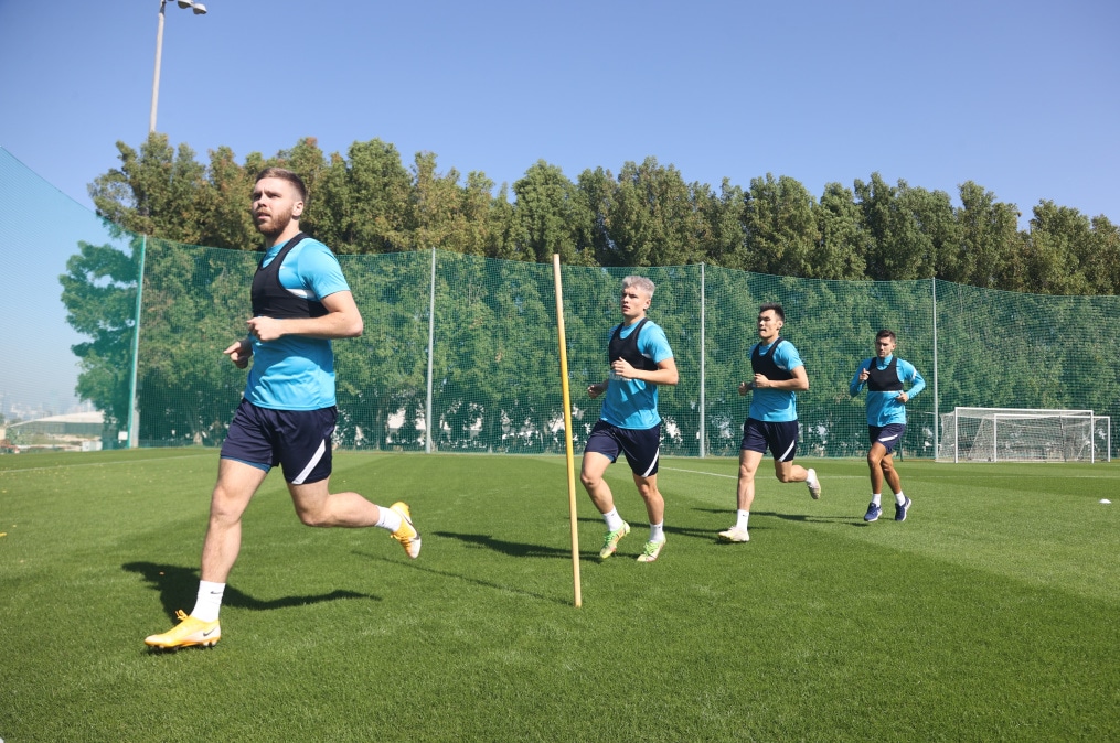 «Газпром»-тренировочные сборы в Дубае: 14 января, утренняя тренировка