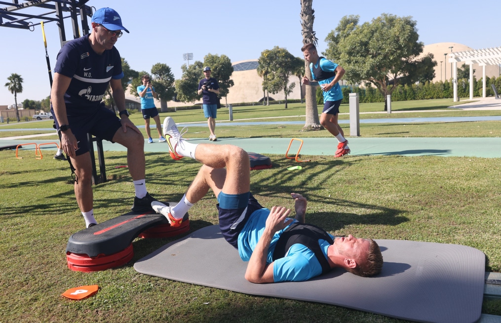 «Газпром»-тренировочные сборы в Дубае: 14 января, утренняя тренировка