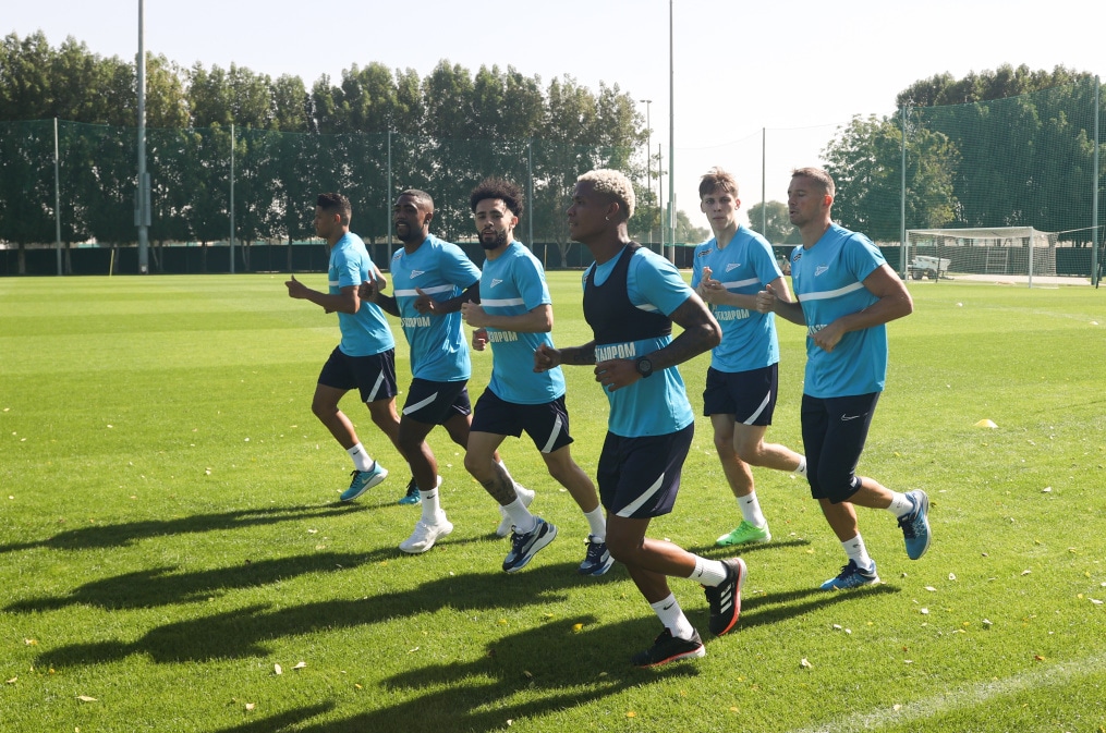 «Газпром»-тренировочные сборы в Дубае: 14 января, утренняя тренировка