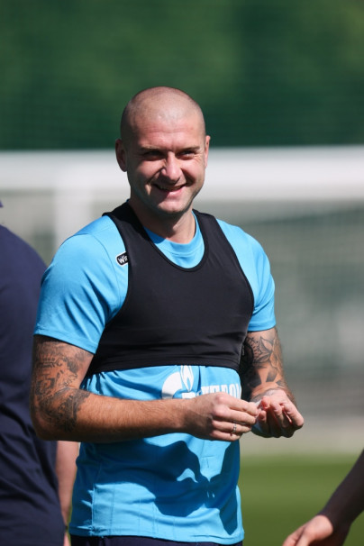 «Газпром»-тренировочные сборы в Дубае: 14 января, утренняя тренировка