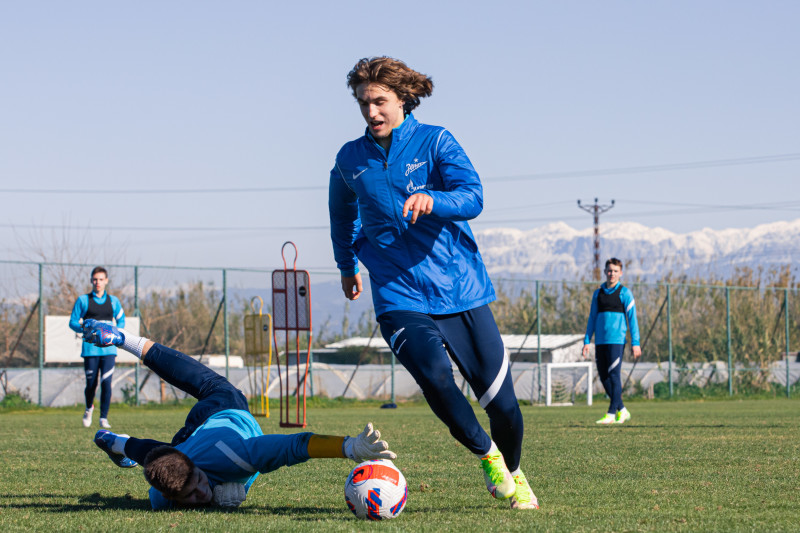 Сборы «Зенита»-м в Турции: 17 января, утренняя тренировка