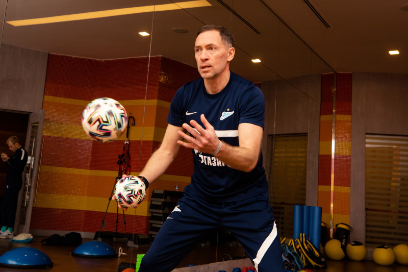 Сборы «Зенита»-м в Турции: 19 января, тренировка в тренажёрном зале