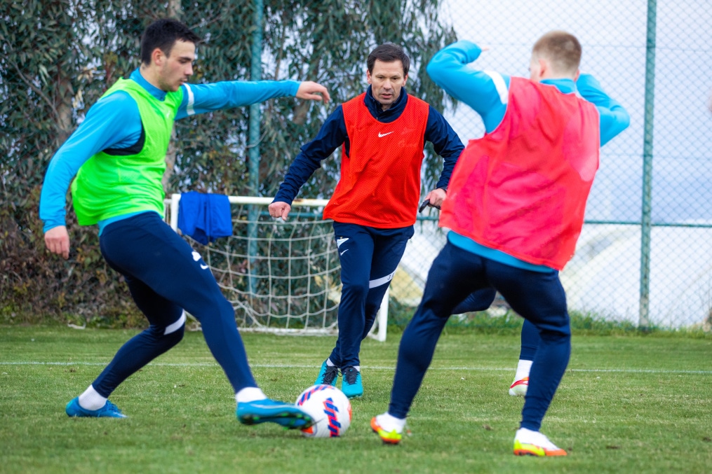 Сборы «Зенита»-м в Турции: 25 января, вечерняя тренировка