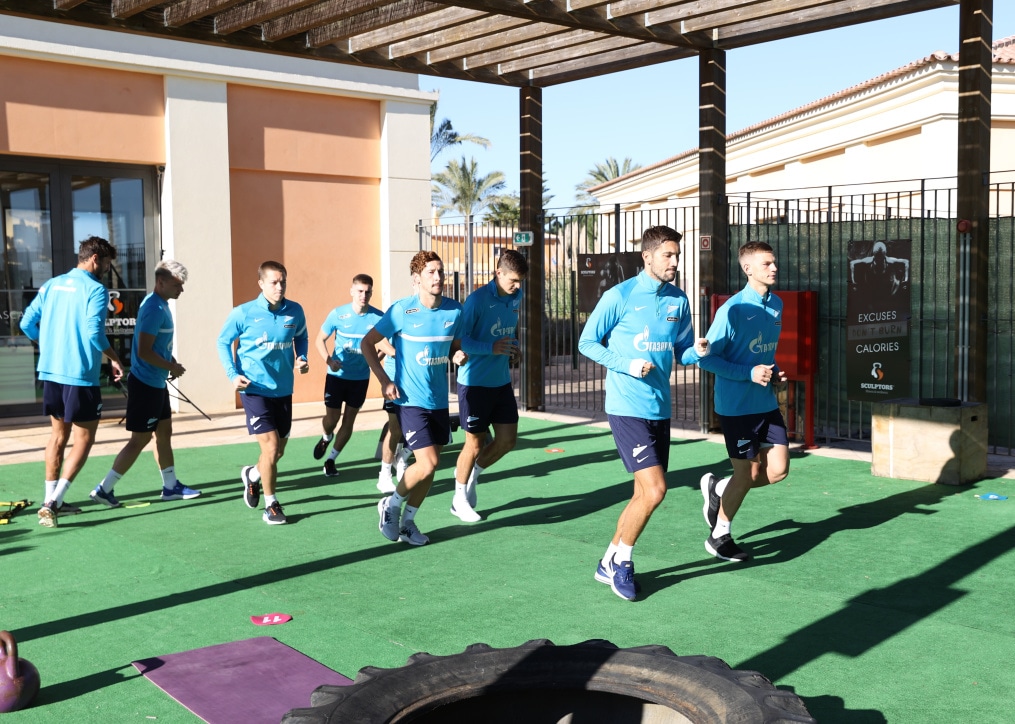 «Газпром»-тренировочные сборы в Португалии: 01 февраля, утренняя тренировка