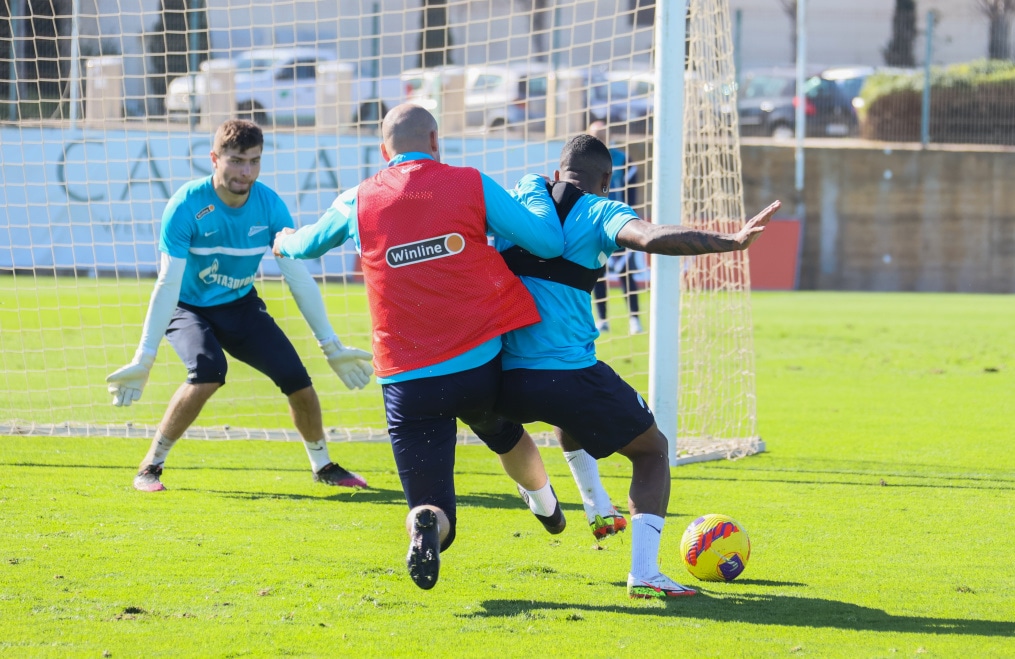 «Газпром»-тренировочные сборы в Португалии: 01 февраля, утренняя тренировка