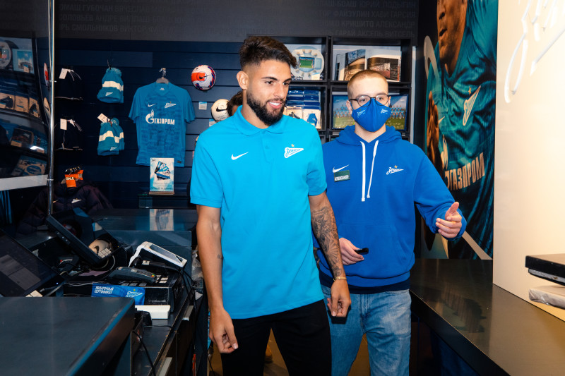 Презентация Юри Алберто, Арсена Адамова и Ивана Сергеева