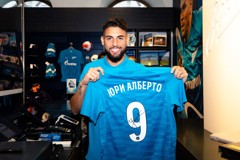 Презентация Юри Алберто, Арсена Адамова и Ивана Сергеева