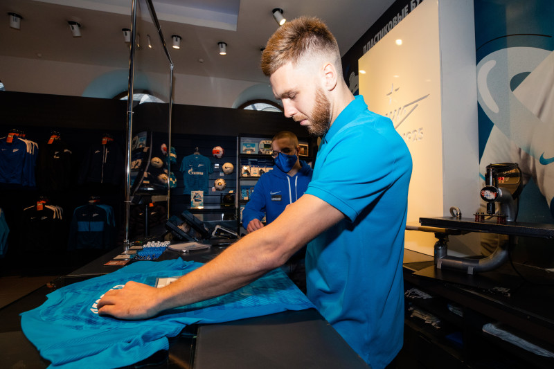 Презентация Юри Алберто, Арсена Адамова и Ивана Сергеева