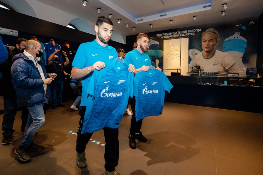 Презентация Юри Алберто, Арсена Адамова и Ивана Сергеева