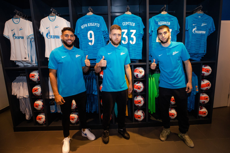 Презентация Юри Алберто, Арсена Адамова и Ивана Сергеева