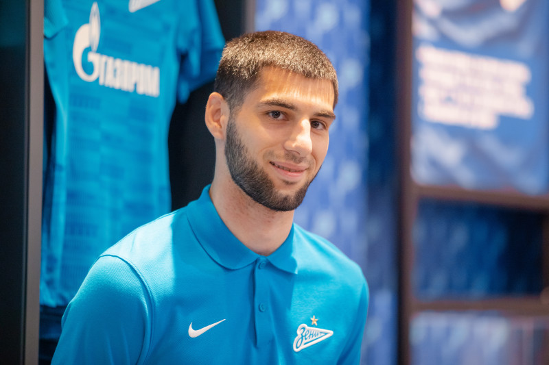 Презентация Юри Алберто, Арсена Адамова и Ивана Сергеева