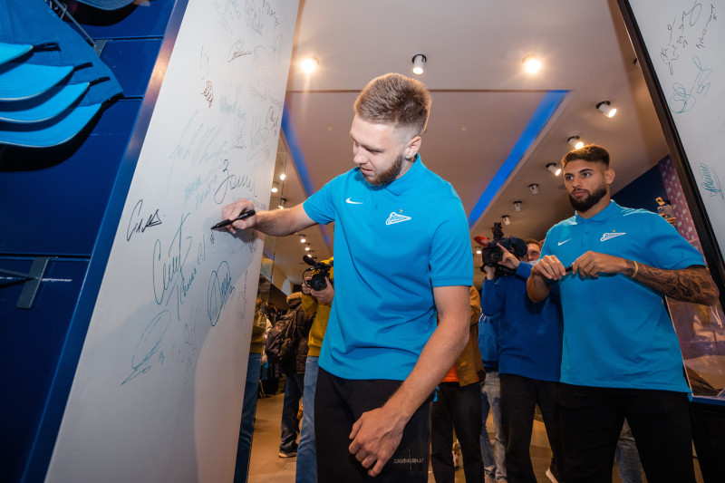 Презентация Юри Алберто, Арсена Адамова и Ивана Сергеева