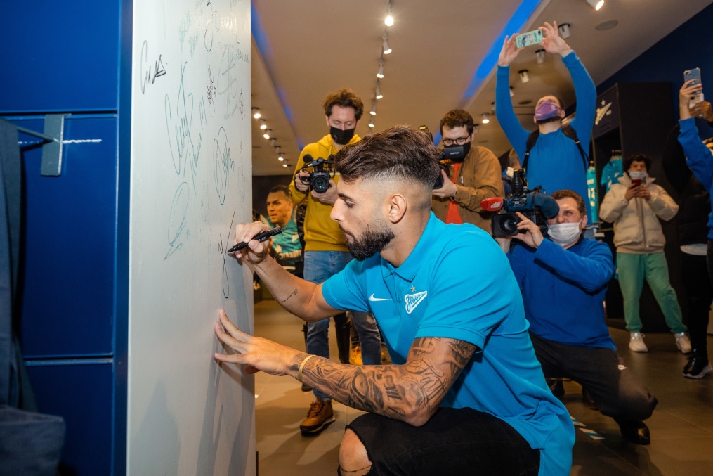 Презентация Юри Алберто, Арсена Адамова и Ивана Сергеева