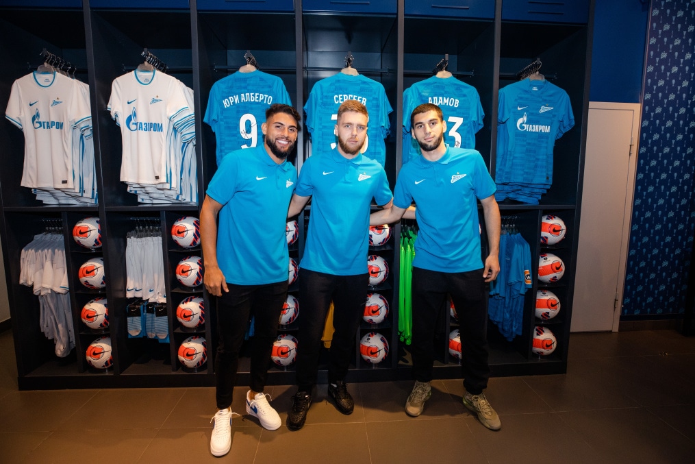 Презентация Юри Алберто, Арсена Адамова и Ивана Сергеева