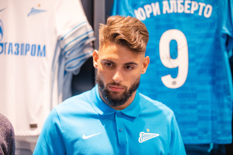 Презентация Юри Алберто, Арсена Адамова и Ивана Сергеева