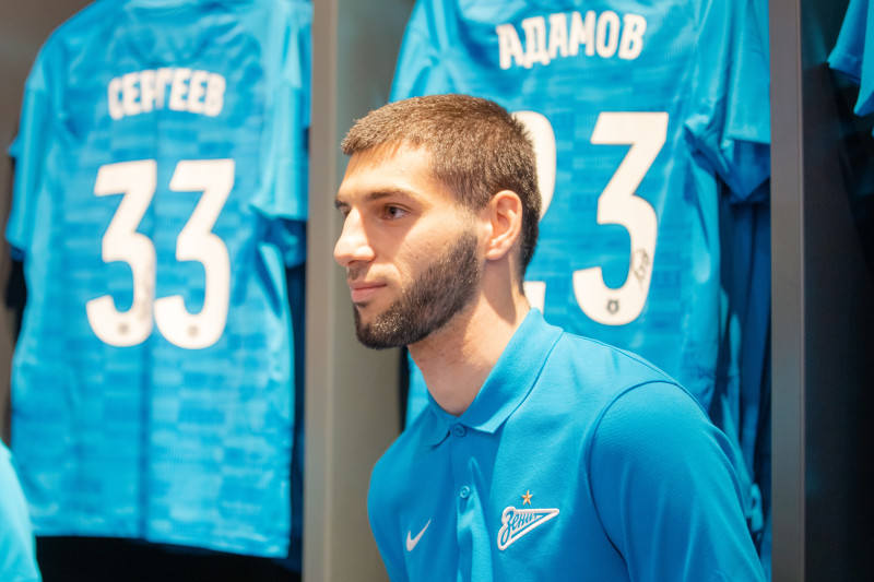 Презентация Юри Алберто, Арсена Адамова и Ивана Сергеева