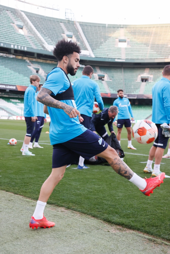 Открытая тренировка «Зенита» перед ответным матчем с «Бетисом»