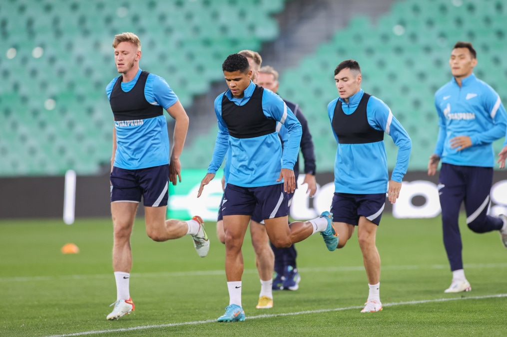 Открытая тренировка «Зенита» перед ответным матчем с «Бетисом»