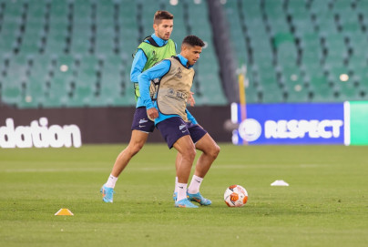 Открытая тренировка «Зенита» перед ответным матчем с «Бетисом»