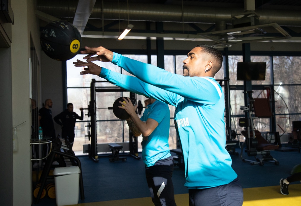 Тренировка «Зенита» в Удельном парке