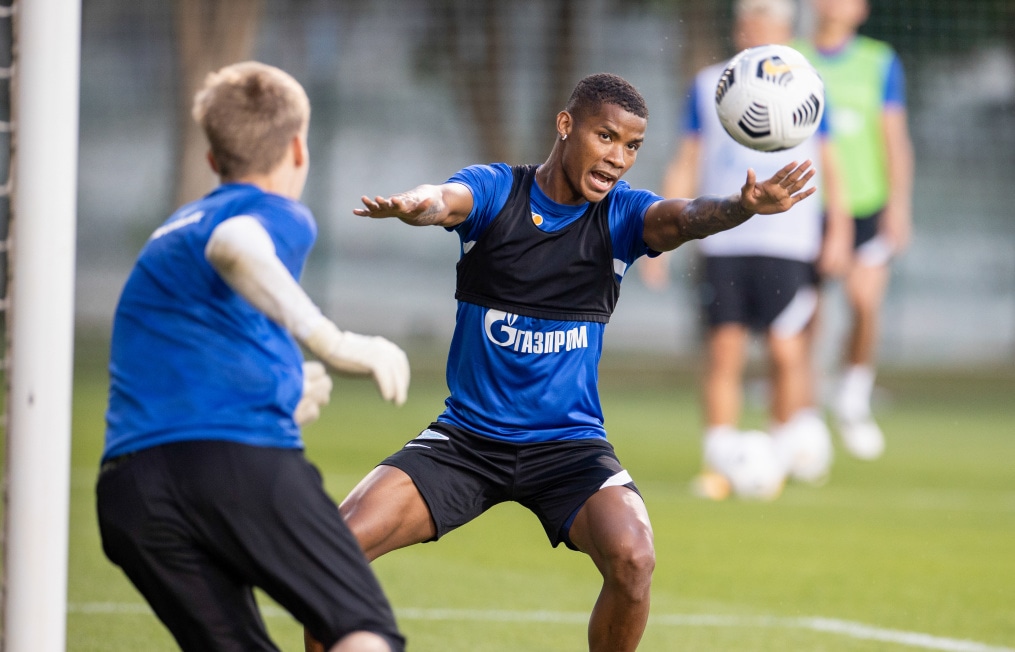 «Газпром»-тренировочные сборы «Зенита» в Дубае: 02 февраля, вечерняя тренировка