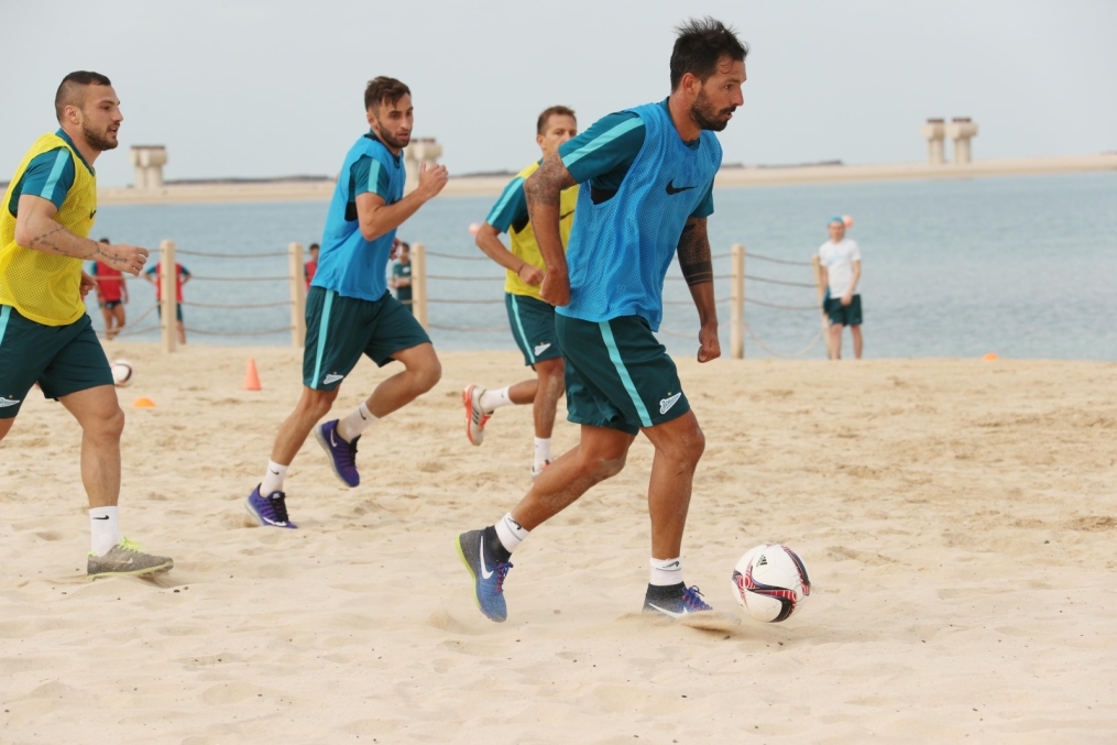 «Газпром»-тренировочные сборы в Дубае: 15 января, утренняя тренировка