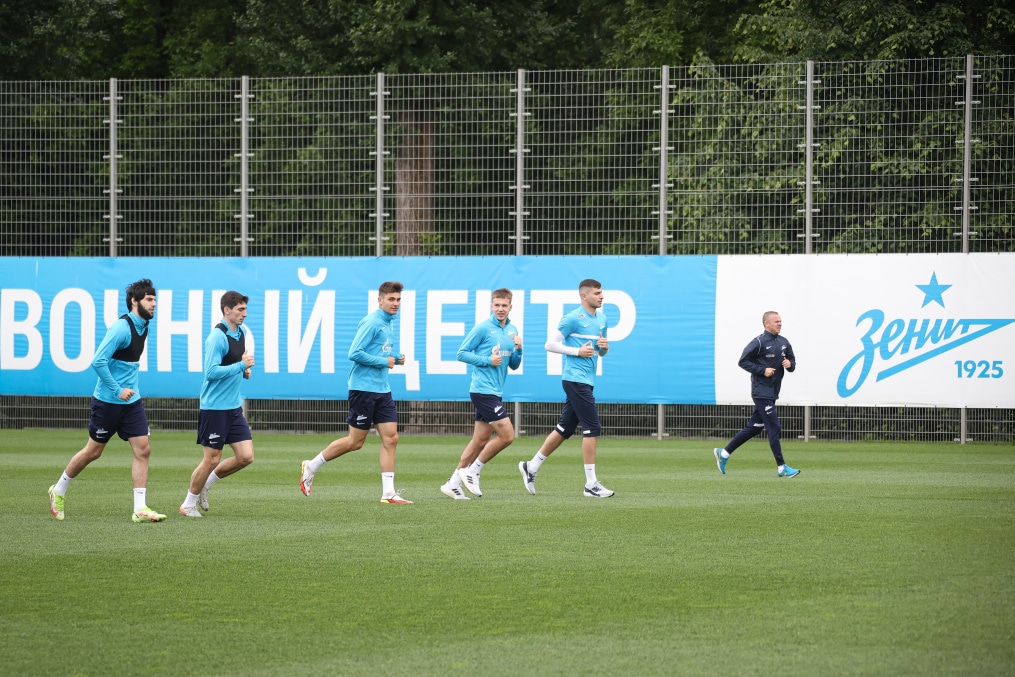 «Газпром» — тренировочные сборы в Петербурге: 19 июня, утренняя тренировка