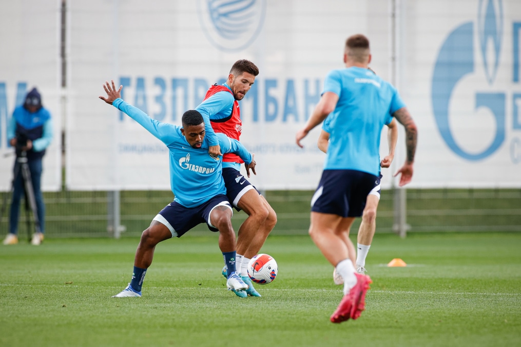 «Газпром» — тренировочные сборы в Петербурге: 19 июня, утренняя тренировка