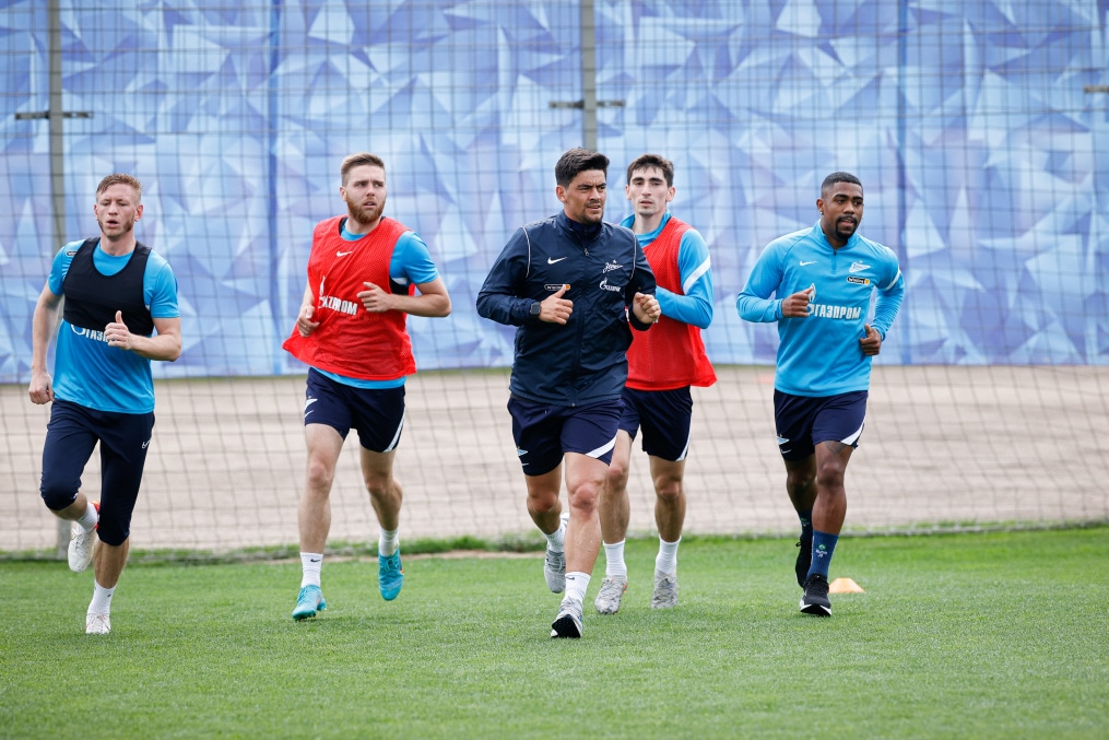 «Газпром» — тренировочные сборы в Петербурге: 19 июня, утренняя тренировка