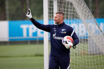 «Газпром» — тренировочные сборы в Петербурге: 19 июня, утренняя тренировка