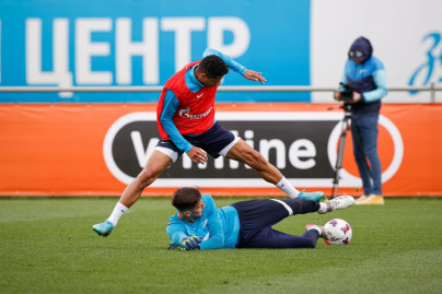 «Газпром» — тренировочные сборы в Петербурге: 19 июня, утренняя тренировка