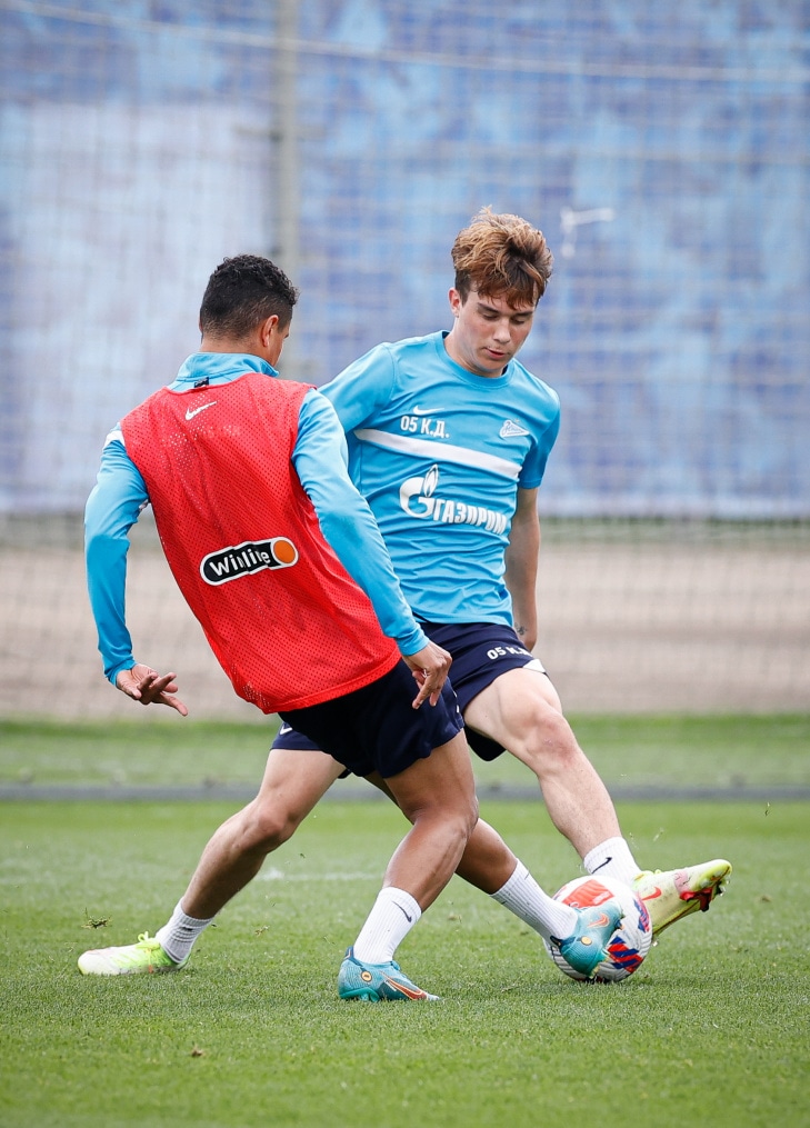 «Газпром» — тренировочные сборы в Петербурге: 19 июня, утренняя тренировка