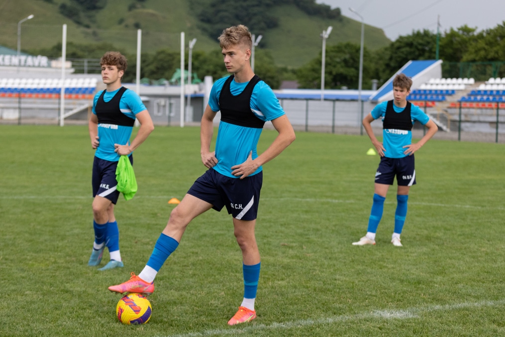 «Газпром» — тренировочные сборы «Зенита»-м в Ставропольском крае: 30 июня, вечерняя тренировка