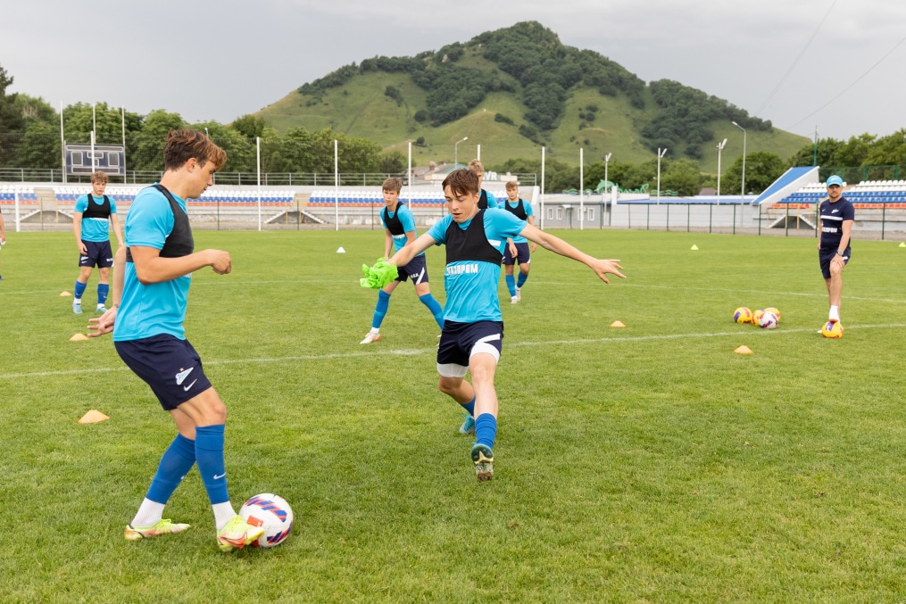 «Газпром» — тренировочные сборы «Зенита»-м в Ставропольском крае: 30 июня, вечерняя тренировка