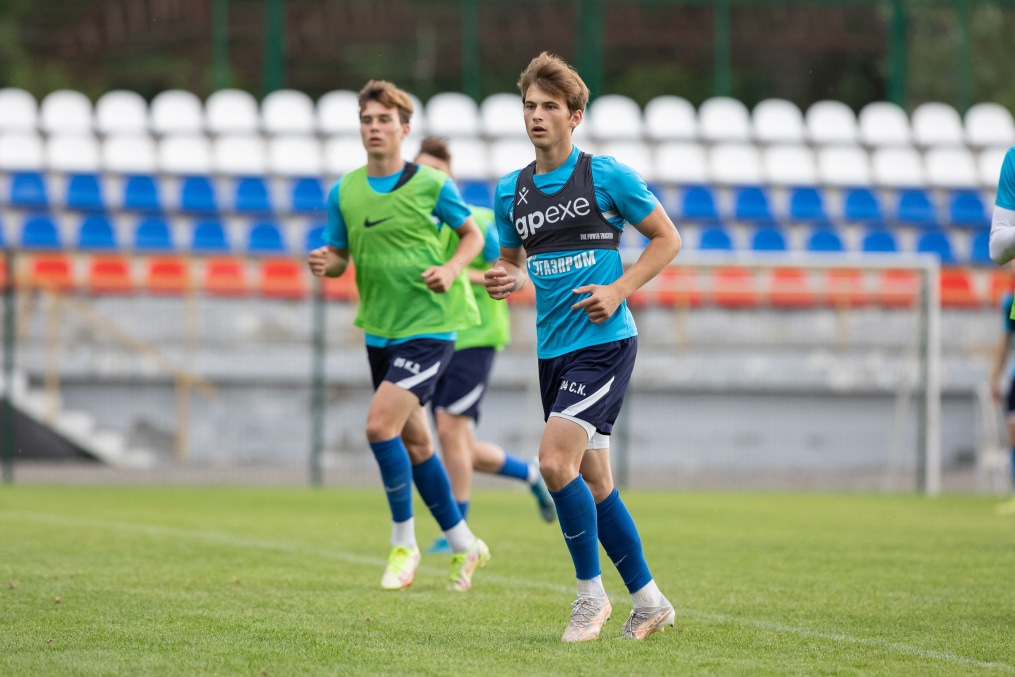 «Газпром» — тренировочные сборы «Зенита»-м в Ставропольском крае: 30 июня, вечерняя тренировка