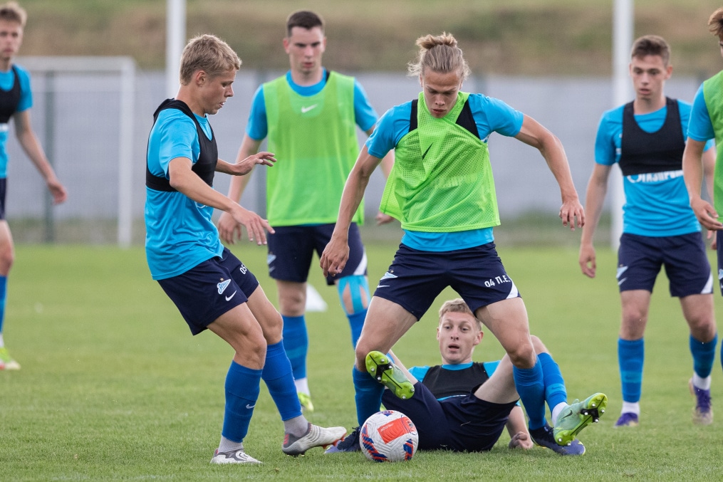 «Газпром» — тренировочные сборы «Зенита»-м в Ставропольском крае: 30 июня, вечерняя тренировка