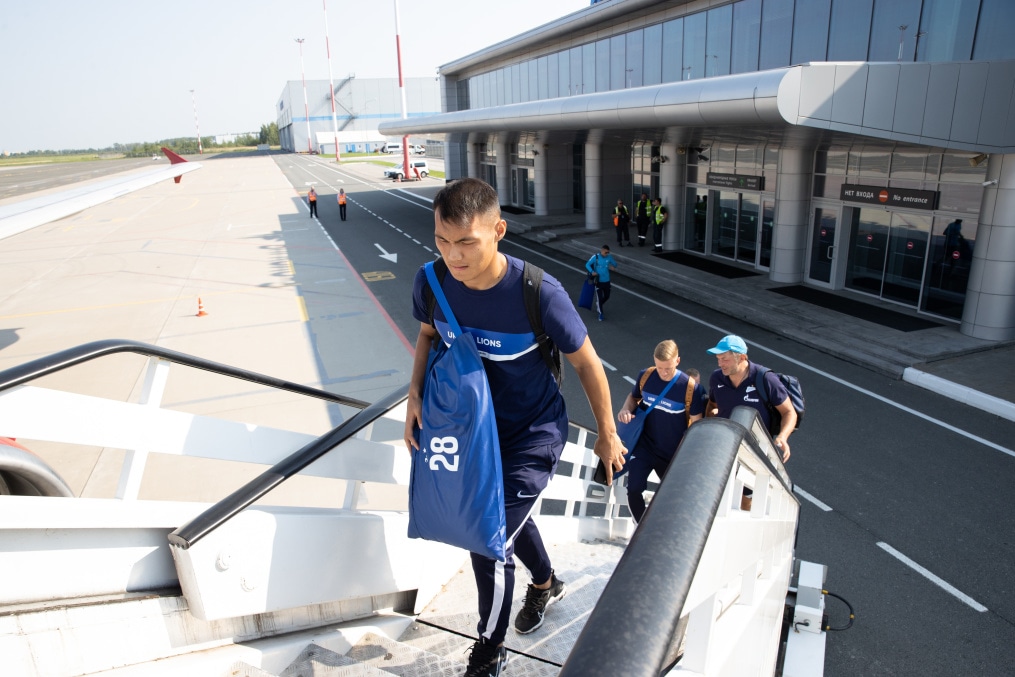 Команда в «Пулково» перед вылетом в Екатеринбург на матч с «Уралом»