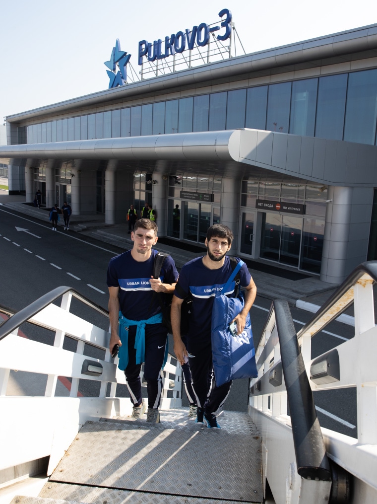 Команда в «Пулково» перед вылетом в Екатеринбург на матч с «Уралом»