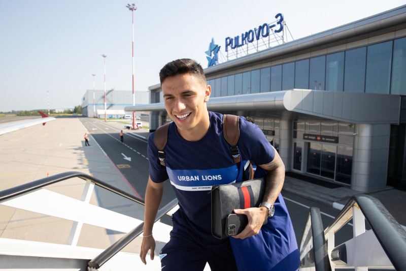 Команда в «Пулково» перед вылетом в Екатеринбург на матч с «Уралом»