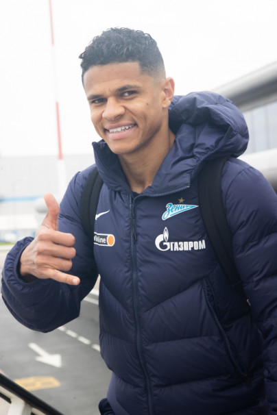 Основной состав «Зенита» в Пулково перед вылетом в Нижний Новгород