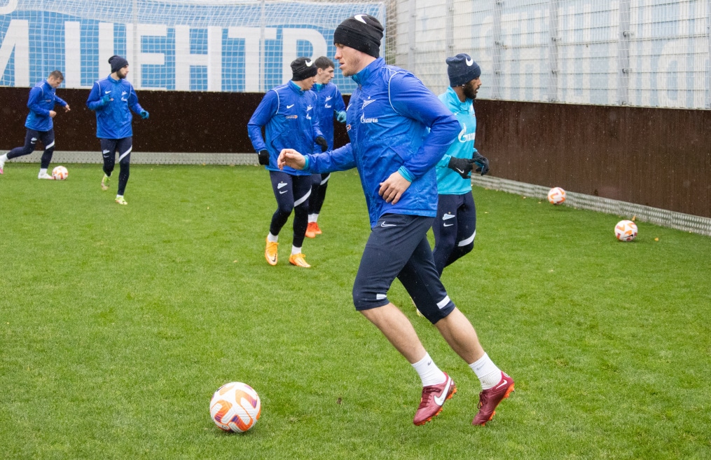 Тренировка «Зенита» перед матчем с «Крыльями Советов»
