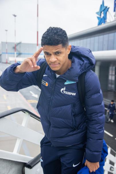 Команда «Зенит» перед вылетом на матч с «Краснодаром»